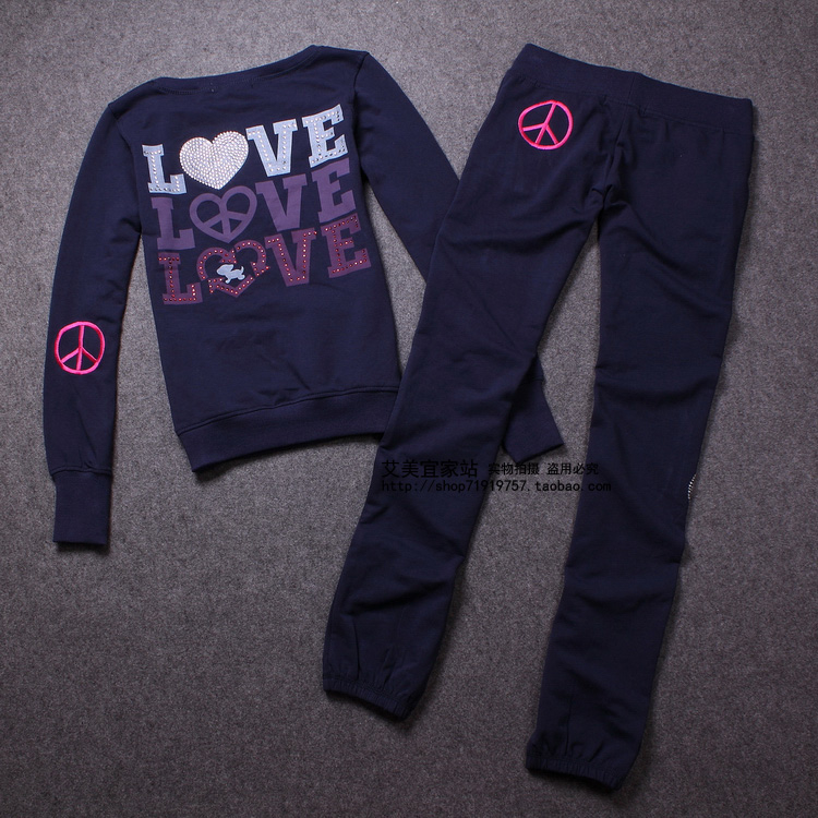 Красивые спортивные костюмы от 1500р!