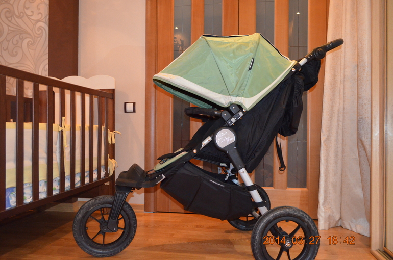 Прогулочная коляска Baby Jogger City Elite