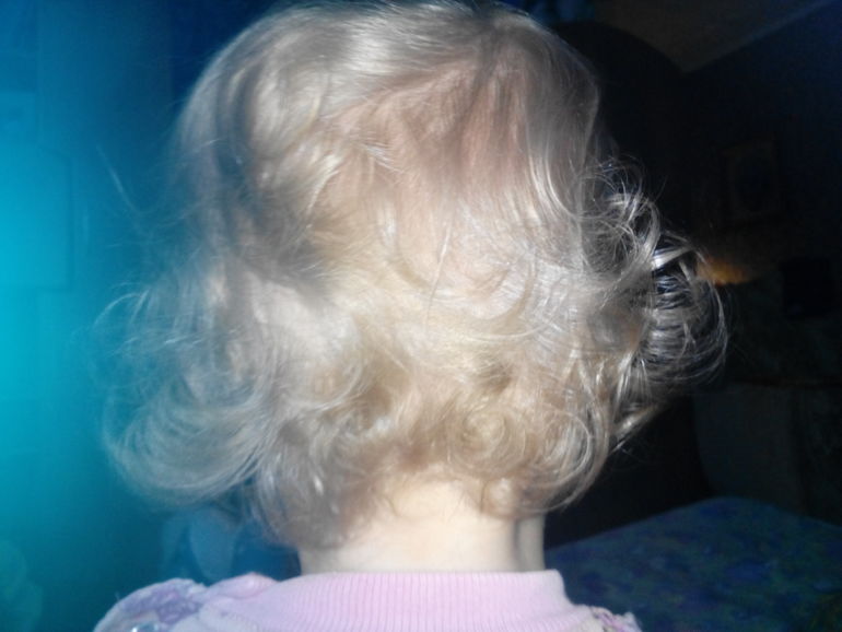 Кучерявый мальчик))