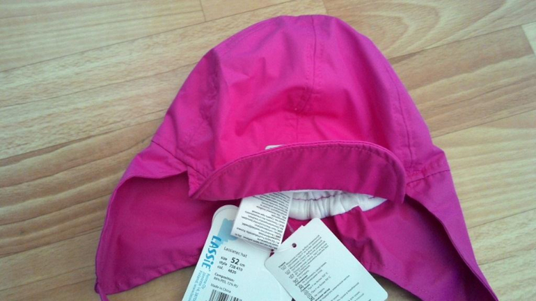 Шапка LassieTEC новая р. 52 цена 400р!! Почта за мой счет!!!