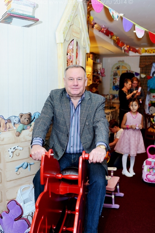 Годовасие Евунделя. Часть вторая - торжественная. Принцесс Пати.