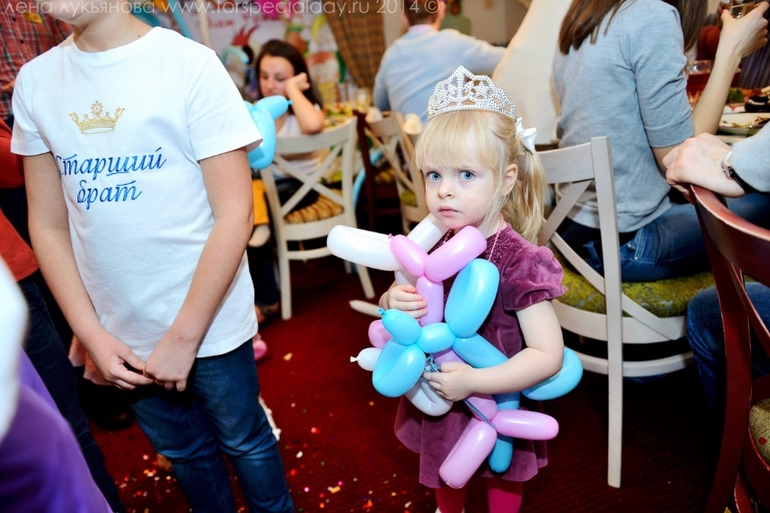 Годовасие Евунделя. Часть вторая - торжественная. Принцесс Пати.