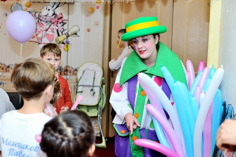 Годовасие Евунделя. Часть вторая - торжественная. Принцесс Пати.