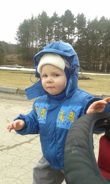 Прогулялись с крестной в парке)