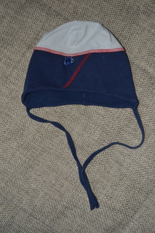 Шапочки для мальчика. Москва, Бутово, почтой не меняюсь!