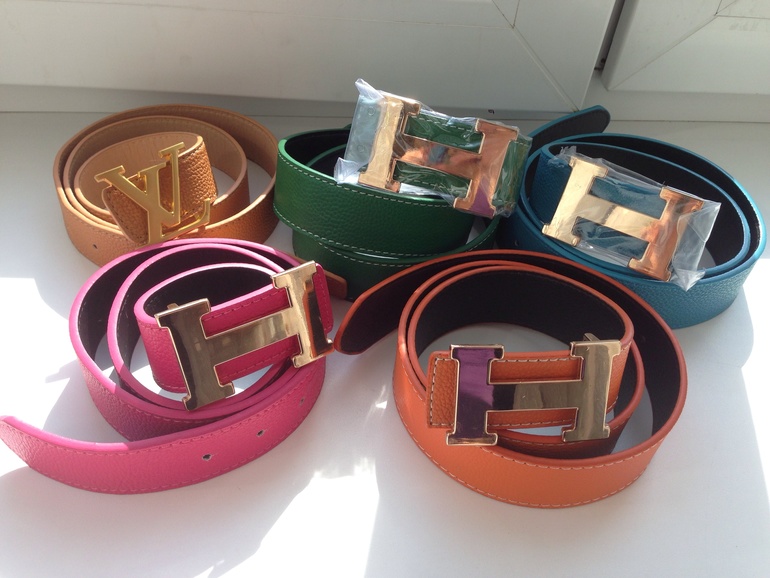 Пристрою!!!!Ремни женские!!!!сумка Фурла