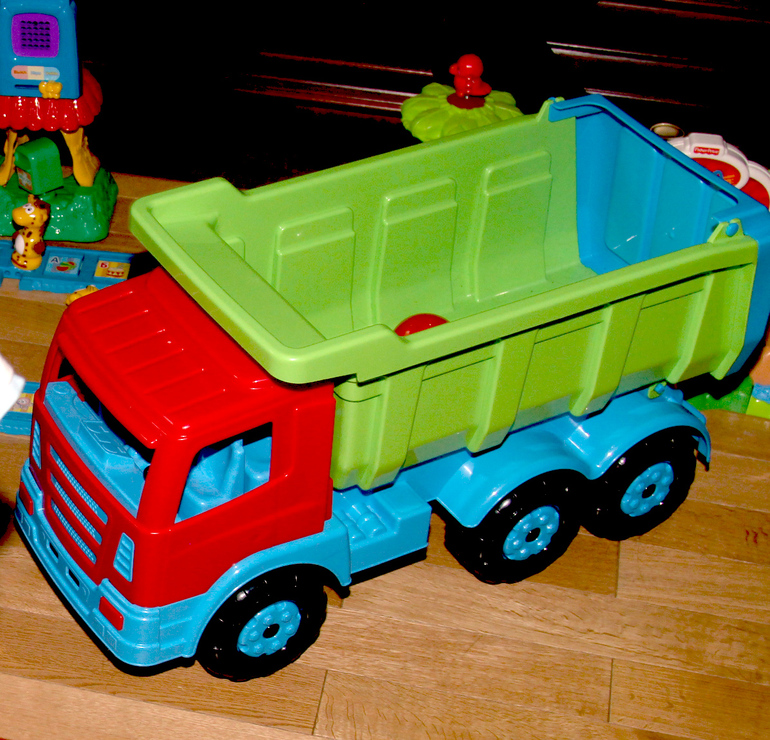 Игрушки в 1г. 6 мес.