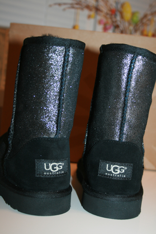 UGG, оригинал, 31 и 31 р-ры, 3000 и 3200 ру