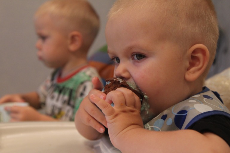 лысая башка, дай пирожка))))))))