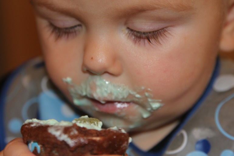 лысая башка, дай пирожка))))))))