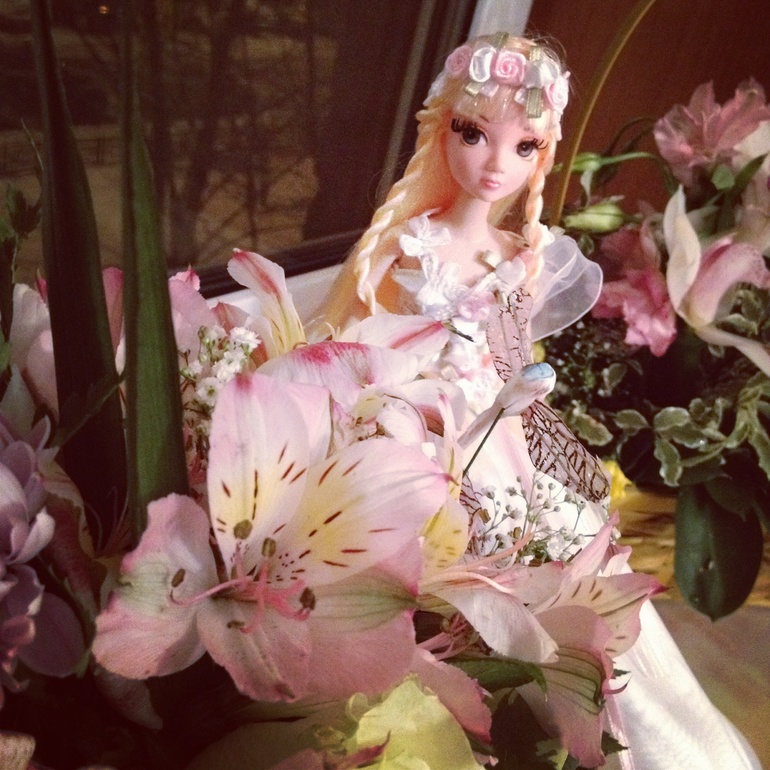 Какие сейчас красивые стали делать куклы)))