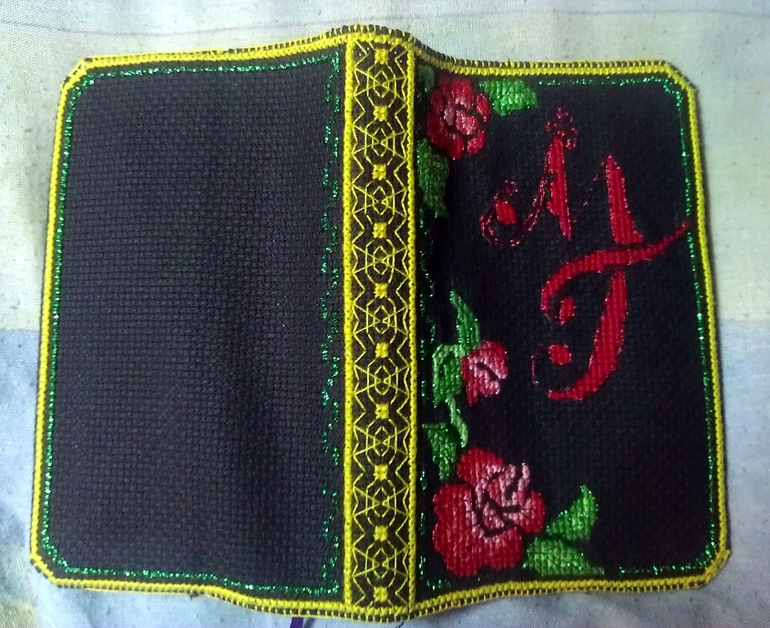 Обложка для блокнота и шеврон.