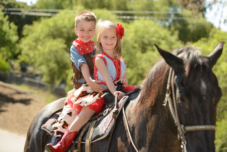Ковбойский День Рождения наших Солнышек!!! 4 года