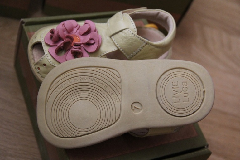 Новая обувь, Lvie&Luca;, для девочки.