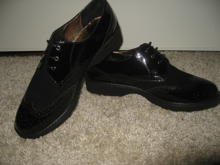 Пристраиваю чудесные ботиночки на весну.