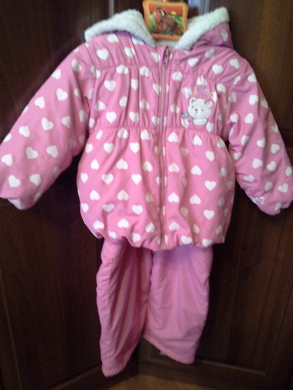 продам комбез на девочку 86-104 см