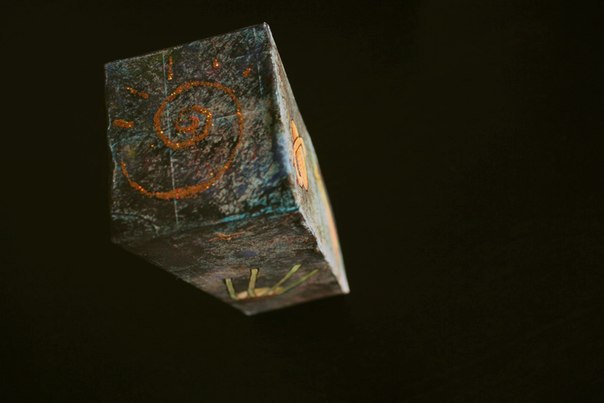 новая жизнь для картонных коробок (завод и ангар для ракеты)