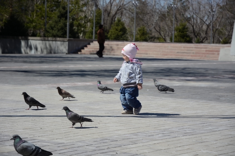 Аришка-мартышка (год и пять)