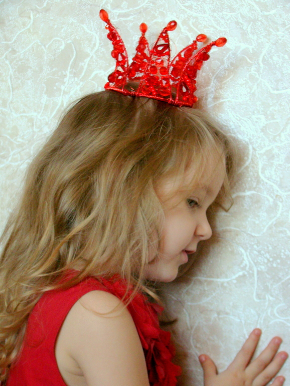 Корона из бисера