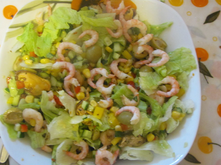 Салат  с креветками