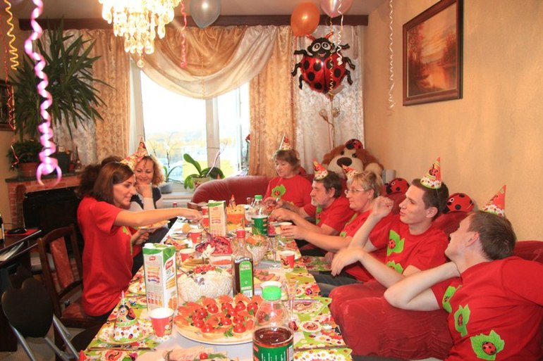 Как мы отмечали 1 годик=)))Вечеринка в стиле Божьих коровок