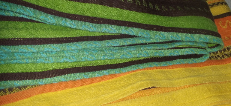 Зара триколоры: гринн и еллоу