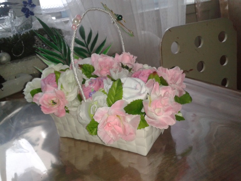 Букеты из детской одёжки