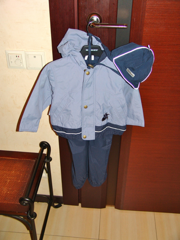 Kerry на весну 74,80 см отличное состояниее, 800 руб