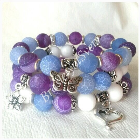 Браслеты с именами из натуральных камней