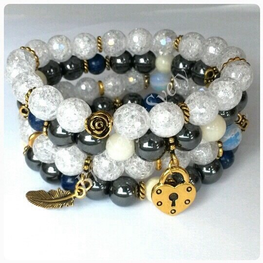 Браслеты с именами из натуральных камней