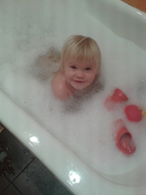 Любите ли вы пену так как любит ее Алиса?