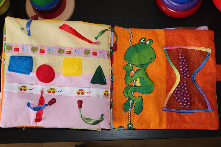 Книжки-развивашки.