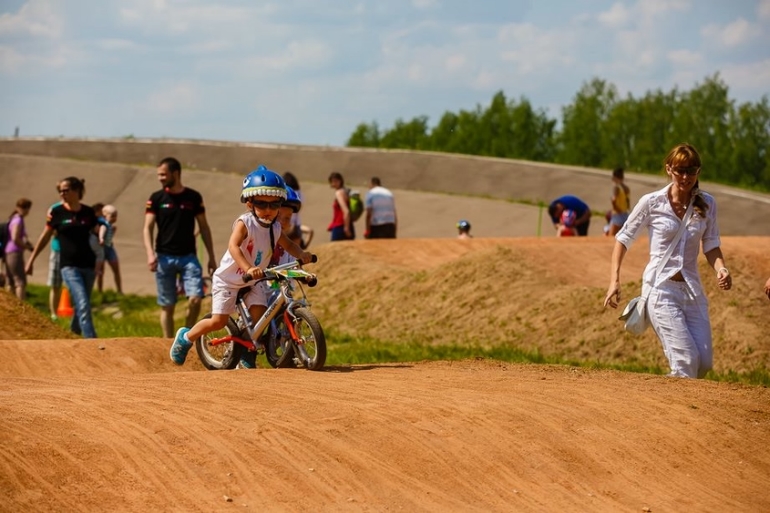 Беговелогонка или наши первые соревнования