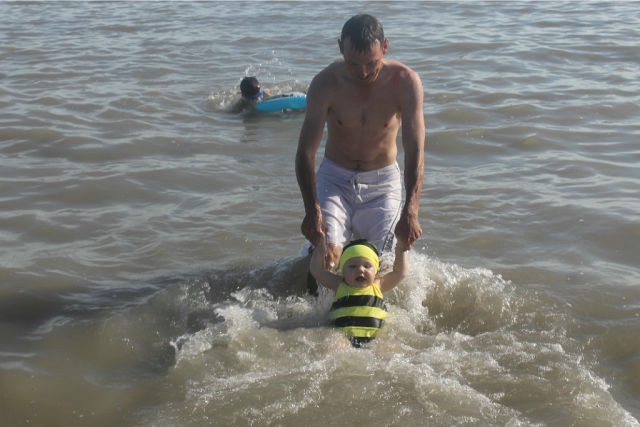 Наш маленький жабенок))) Сезон открыт)
