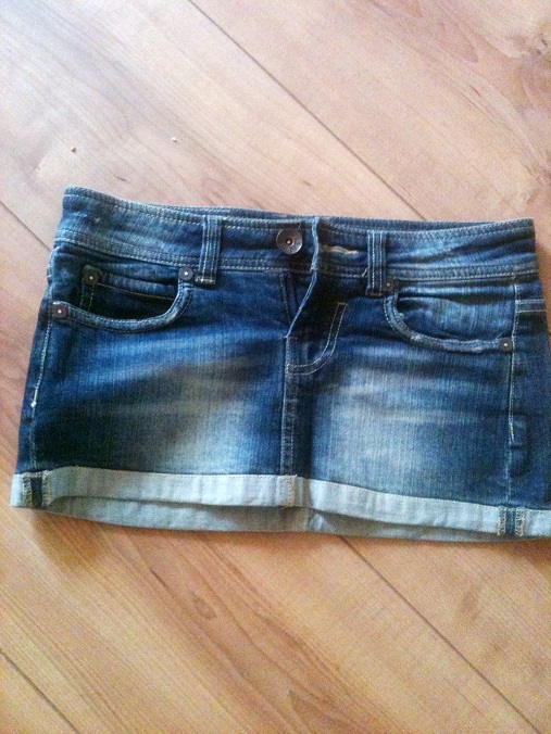 платья,юбки,джинсовый комбенизон,сарафан и мн др. 42- 44-46 (снизила цену)