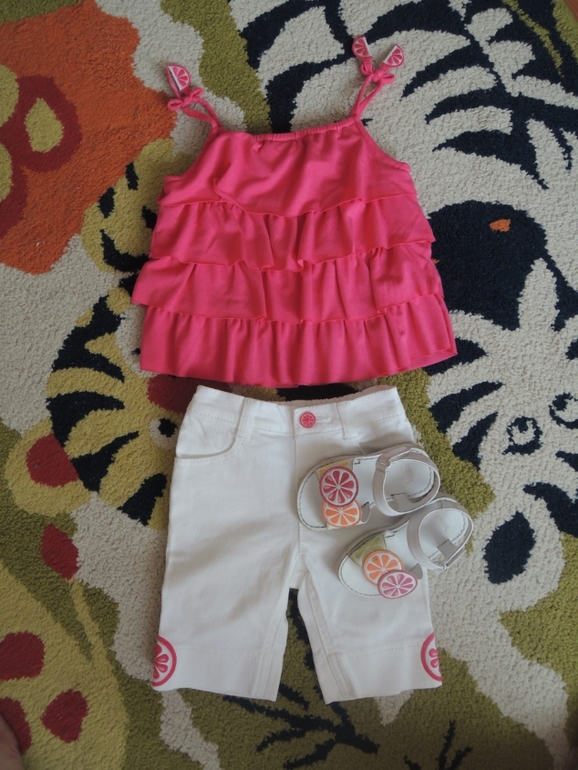 Бриджи + топ + босоножки Gymboree. На возраст 2-3 года. Екб. Почта