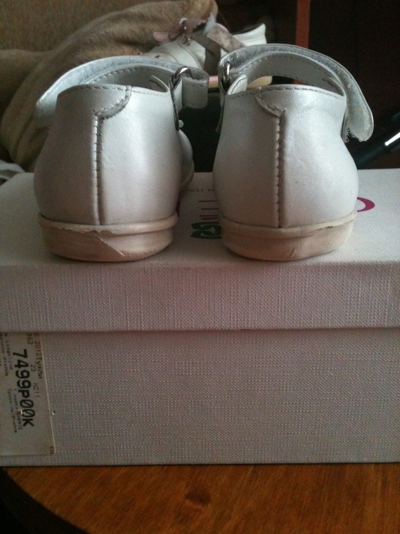 CHERIE 23 размер,1200 руб.