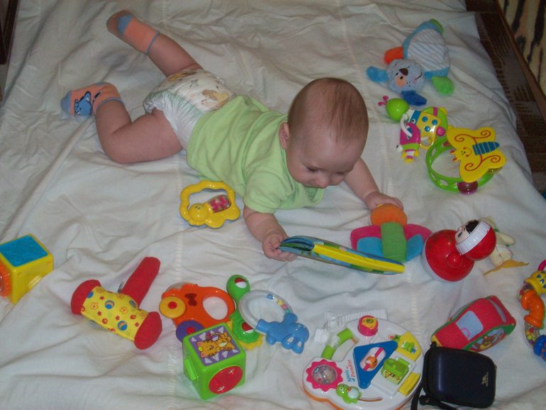 8 месяцев Данюшке!