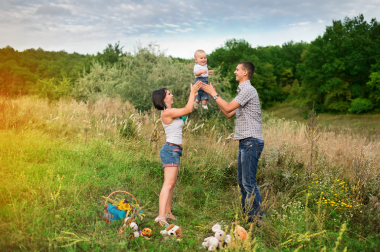Ура, вот и фото с фотосесии!!! Ромику тут 9 месяцев.