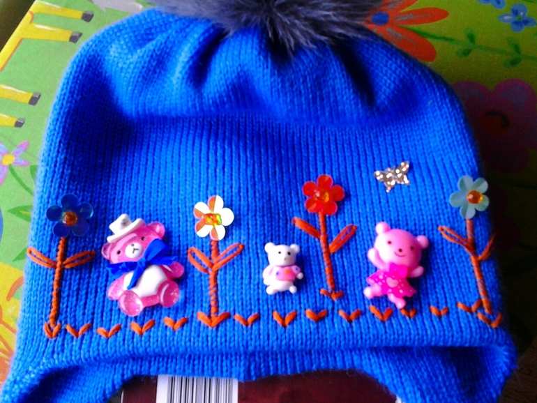 Продам шапочки, машинная вязка. Красноярск.