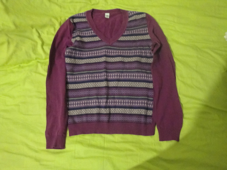 Продам ЖЕНСКОЕ НЕдорого. ТОРГ уместен.