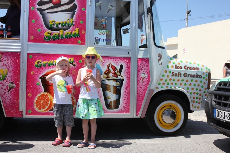 рыбный рынок)