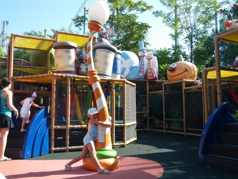 Отель и парк Port Aventura, а также новый аквапарк Costa Caribe Aquatic Park
