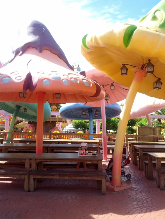 Отель и парк Port Aventura, а также новый аквапарк Costa Caribe Aquatic Park