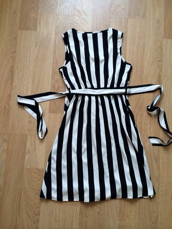 Платья , кофточки , джинсы и подарки !!!!! ))