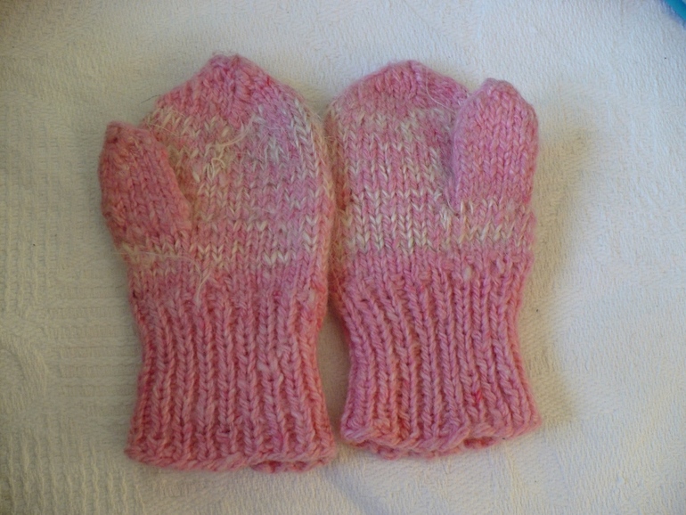 Подарочки на 9 месяцев.