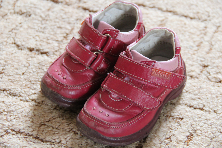 Обувь для девочки 18,19,21 размер