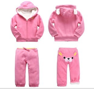 ТЕПЛЫЕ КОСТЮМЫ GAP (полностью на меховом подкладе),4600-5200 тенге, размеры 80-140