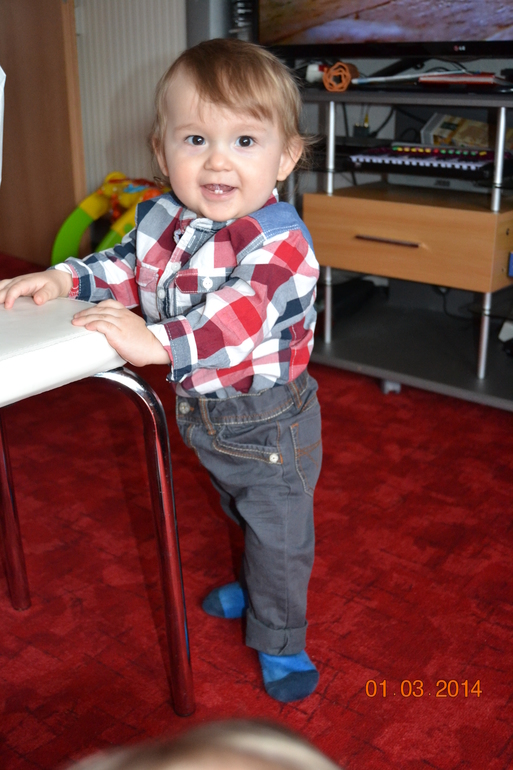 Та-дааааам! Наше годовасие!