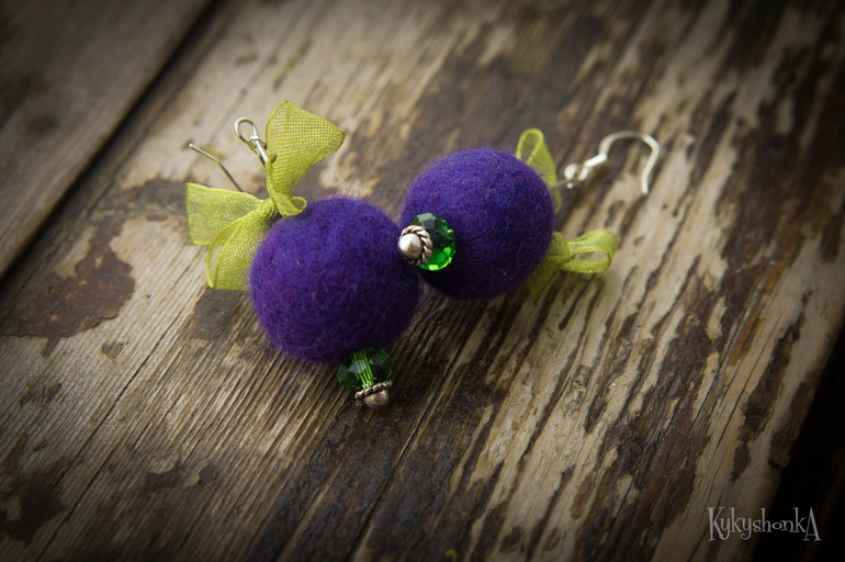 Серьги в дополнение...